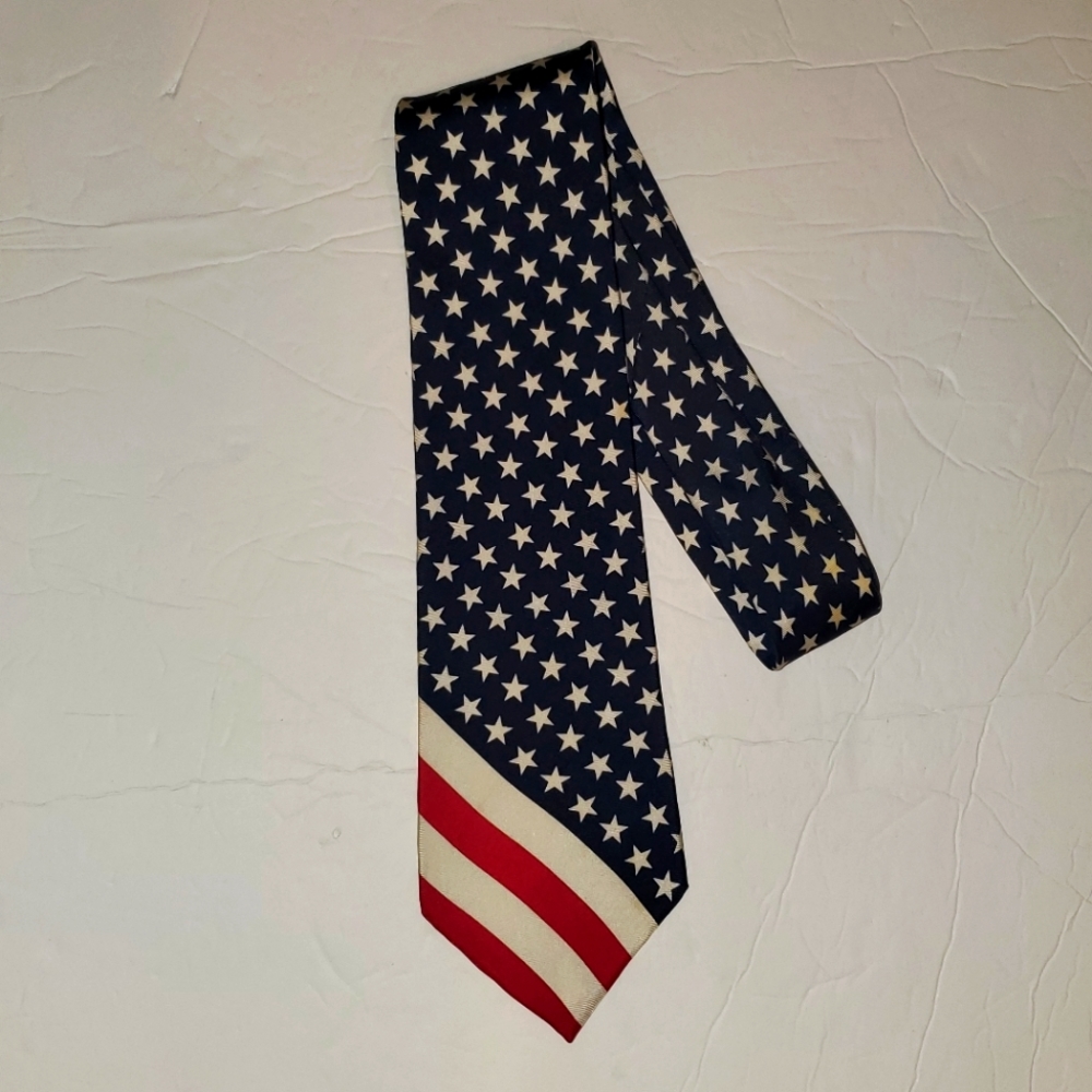 Tommy Hilfiger silk America flag tie